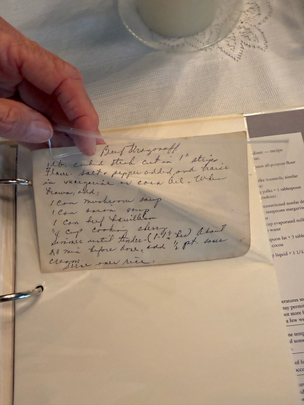 Vintage three ring recipe binder - Picture 7 of 12